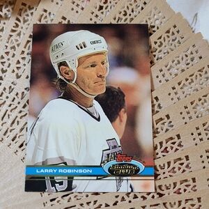 LOS ANGELES KINGS Rookie Card 1975 Topps Larry Robinson